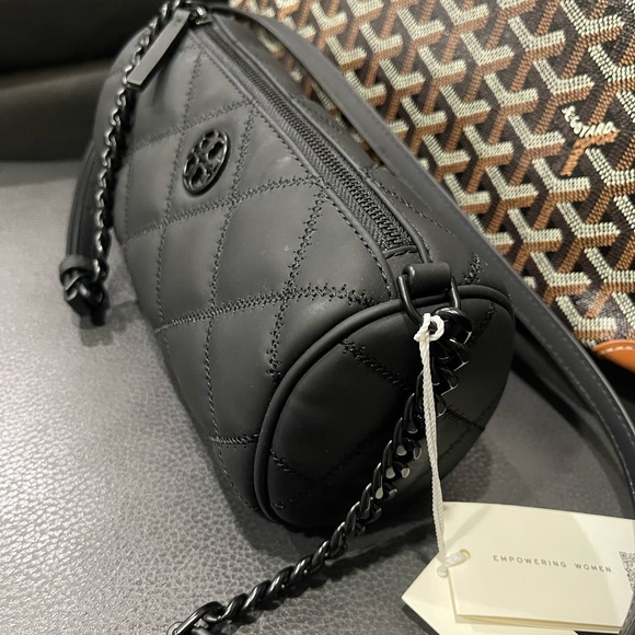 Tory Burch Willa Barrel Crossbody Bag - Picture 1 of 7